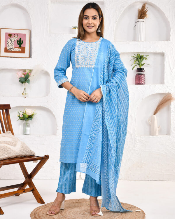 Jaipuri Printed Cord Embroidery Kurta Pant Set with Dupatta | Rs 4250 for Pack of 5pc of S-XXL | Rs 850 Per Pc - Image 3