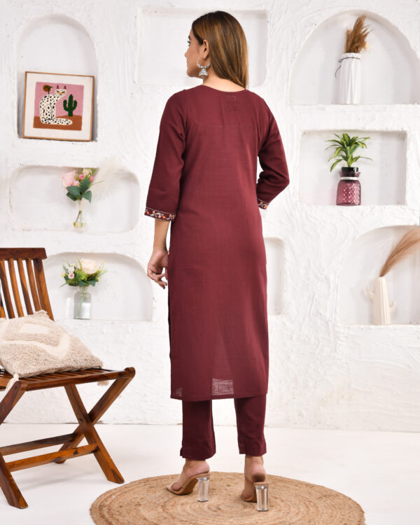 Maroon Jaipuri Printed Straight Fit Kurta Pant Dupatta with Pocket | Rs 4250 for Pack of 5pc of S-XXL | Rs 850 Per Pc - Image 7