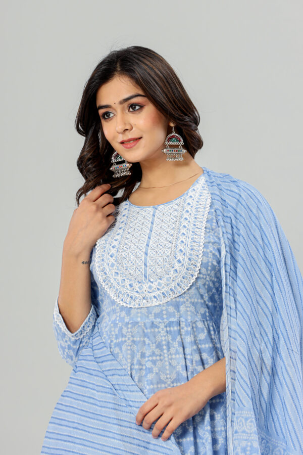 Jaipuri Printed Anarkali Kurta Pant Dupatta Set with Pocket | Rs 3980 for Pack of 4pc of S-XL | Rs 995 Per Pc - Image 2