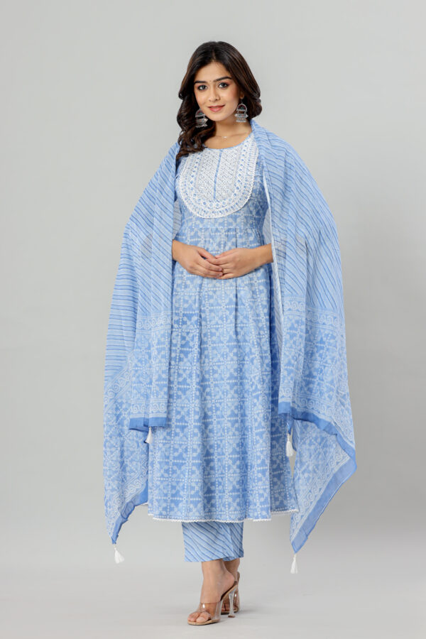 Jaipuri Printed Anarkali Kurta Pant Dupatta Set with Pocket | Rs 3980 for Pack of 4pc of S-XL | Rs 995 Per Pc - Image 5