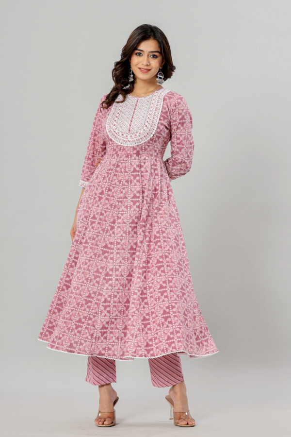 Anarkali Jaipuri Printed Cotton Kurta Pant Dupatta Set with Pocket | Rs 3980 for Pack of pc of S-XL | Rs 995 Per Pc - Image 3