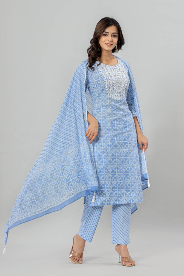 Women Jaipuri Printed Embroidered Cotton Kurta Pant Dupatta Set with Pocket | Rs 4250 for Pack of 5pc of S-XXL | Rs 850 Per Pc - Image 4
