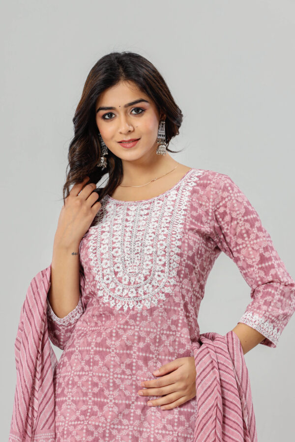 Jaipuri Printed Onion Color-Embroidered Work Kurta Pant Duptta with Pocket | Rs 4250 for Pack of 5pc of S-XXL | Rs 850 Per Pc - Image 2