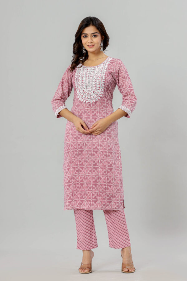Jaipuri Printed Onion Color-Embroidered Work Kurta Pant Duptta with Pocket | Rs 4250 for Pack of 5pc of S-XXL | Rs 850 Per Pc - Image 7