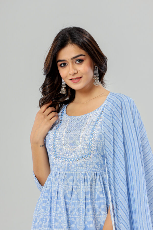 Naira Cut Jaipuri Printed Embroidered Kurta Pant Dupatta Set | Rs 3980 for Pack of 5pc of S-XL | Rs 995 Per Pc - Image 2