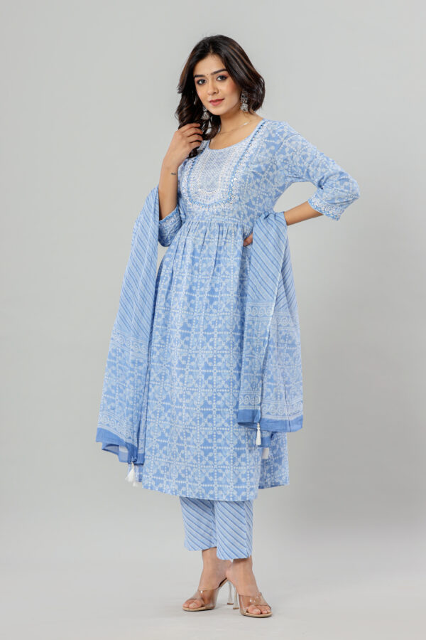 Naira Cut Jaipuri Printed Embroidered Kurta Pant Dupatta Set | Rs 3980 for Pack of 5pc of S-XL | Rs 995 Per Pc - Image 5