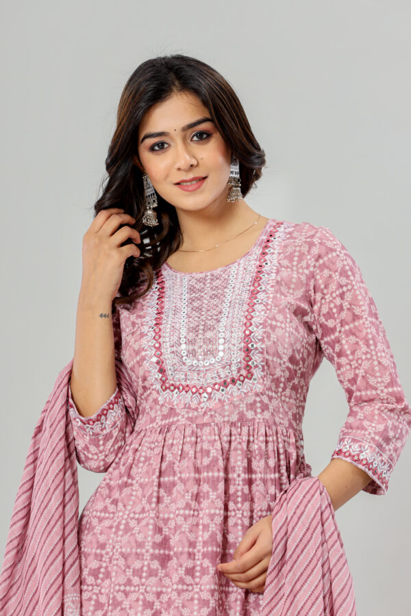 Naira Cut Jaipuri Printed embroidered Kurta Pant Dupatta Set | Rs 3980 for Pack of 4pc of S-XL | Rs 995 Per Pc - Image 6