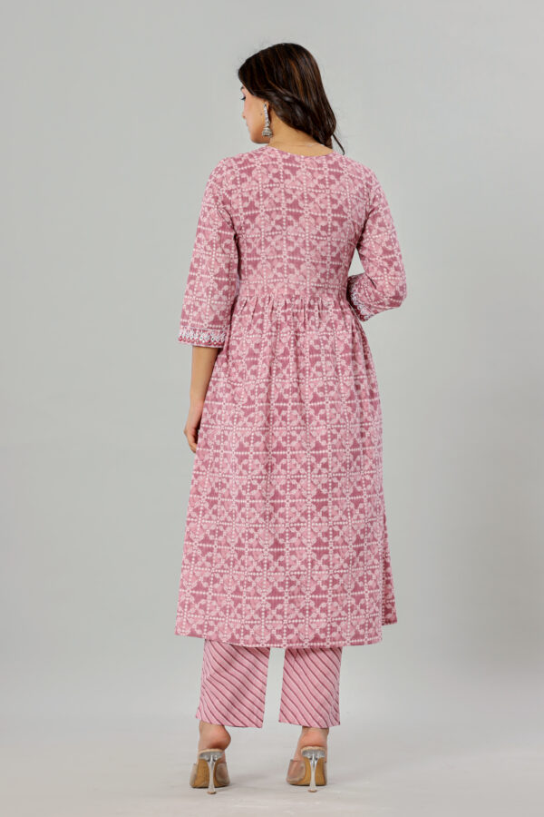 Naira Cut Jaipuri Printed embroidered Kurta Pant Dupatta Set | Rs 3980 for Pack of 4pc of S-XL | Rs 995 Per Pc - Image 9