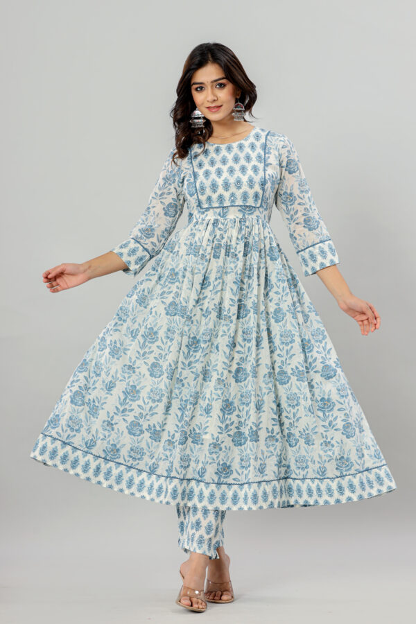 Anarkali Jaipuri Printed Cotton Patch Work Kurta Pant Dupatta with Pocket | Rs 3980 for Pack of 4pc of S-XL | Rs 995 Per Pc - Image 4