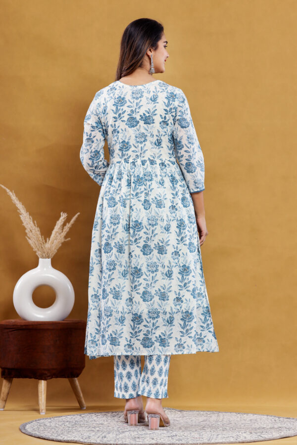 Naira Cut Jaipuri Printed And Embroidered Kurta Set With Dupatta | Rs 3980 for Pack of 4pc of S-XL | Rs 995 Per Pc - Image 5