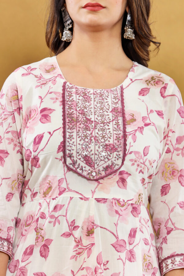Jaipuri Printed Anarkali Pure Cotton Kurta Pant Dupatta with Pocket | Rs 3980 for Pack of 4pc of S-XL | Rs 995 Per Pc - Image 6