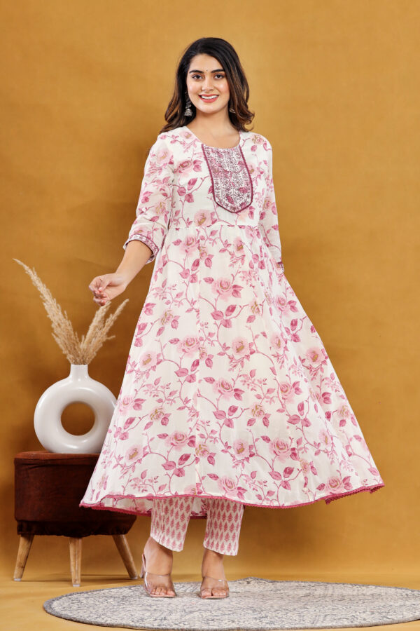 Jaipuri Printed Anarkali Pure Cotton Kurta Pant Dupatta with Pocket | Rs 3980 for Pack of 4pc of S-XL | Rs 995 Per Pc - Image 5