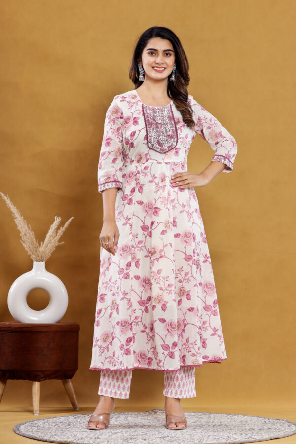 Jaipuri Printed Anarkali Pure Cotton Kurta Pant Dupatta with Pocket | Rs 3980 for Pack of 4pc of S-XL | Rs 995 Per Pc - Image 8