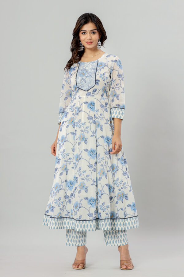 Jaipuri Printed Women Cotton Anarkali Kurta Pant Dupatta with Pocket | Rs 3980 for Pack of 4pc of S-XL | Rs 995 Per Pc - Image 3