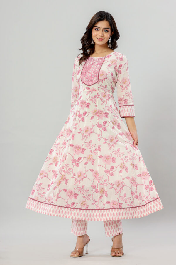 Woman Cotton Anarkali Kurti Pant Duppata with Pocket | Rs 3980 for Pack of 4pc of S-XL | Rs 995 Per Pc - Image 7
